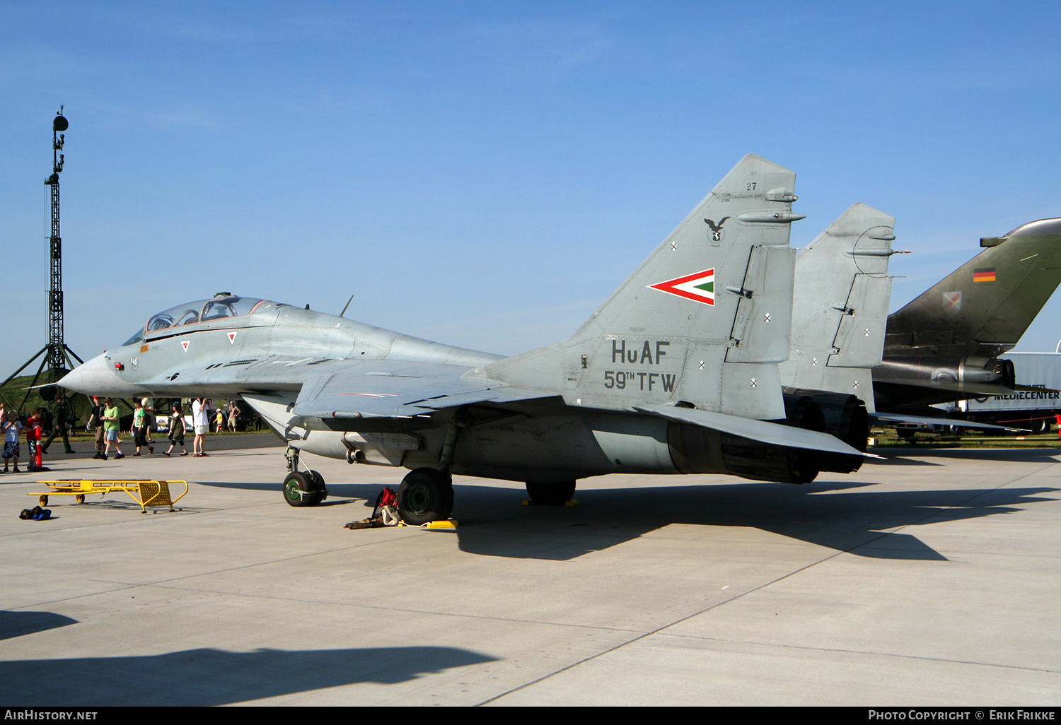 Aircraft Photo of 27 | Mikoyan-Gurevich MiG-29UB (9-51) | Hungary - Air Force | AirHistory.net #848344