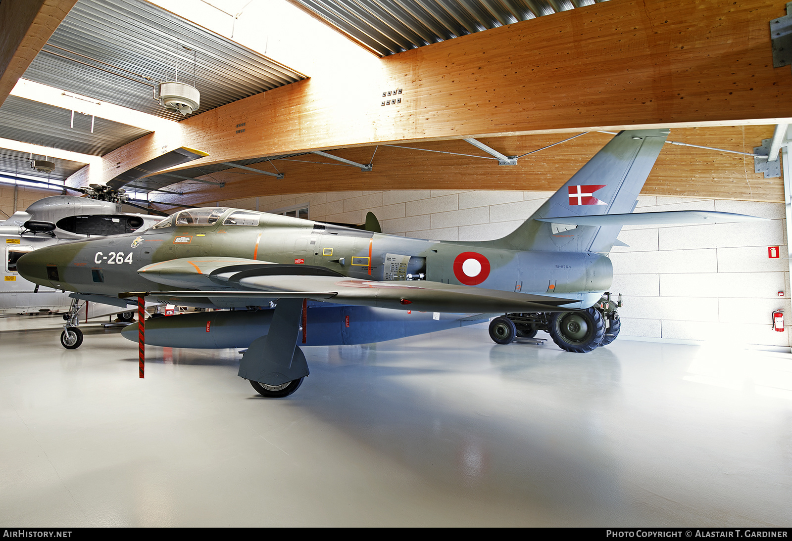Aircraft Photo of C-264 | Republic RF-84F Thunderflash | Denmark - Air Force | AirHistory.net #848354