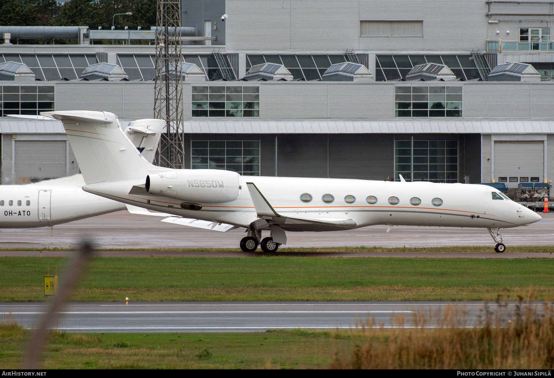 Aircraft Photo of N585DW | Gulfstream Aerospace G-V-SP Gulfstream G550 | AirHistory.net #848362