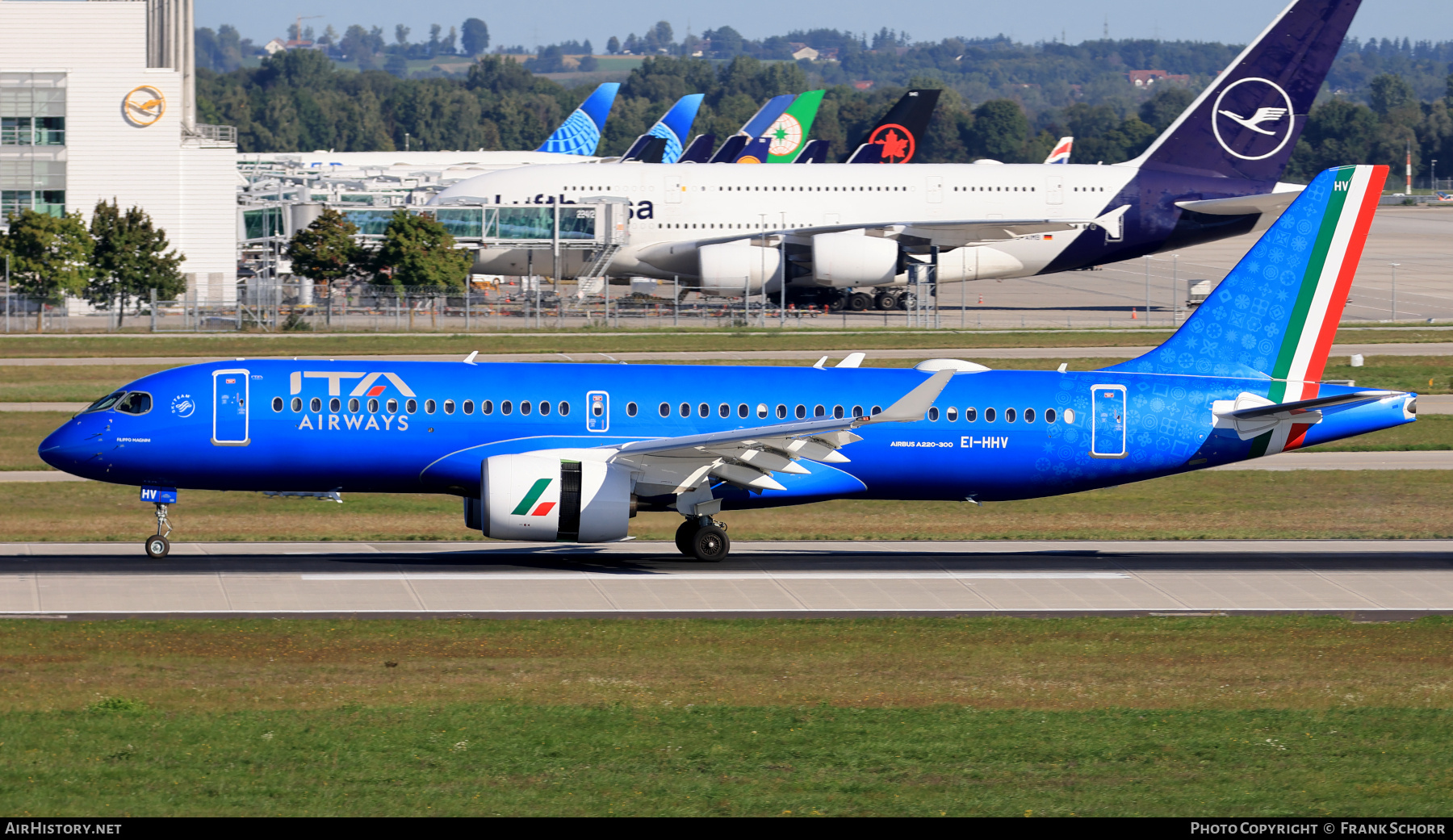 Aircraft Photo of EI-HHV | Airbus A220-300 (BD-500-1A11) | ITA Airways | AirHistory.net #848395