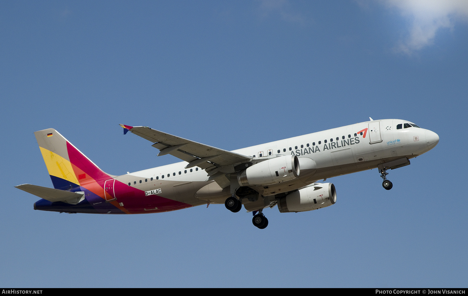 Aircraft Photo of D-ALAC | Airbus A320-232 | Asiana Airlines | AirHistory.net #848446