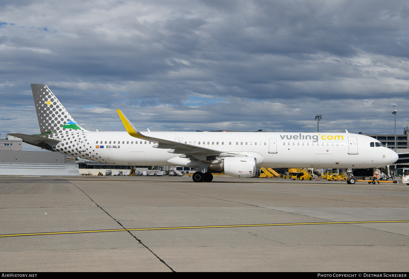 Aircraft Photo of EC-NLX | Airbus A321-211 | Vueling Airlines | AirHistory.net #848554