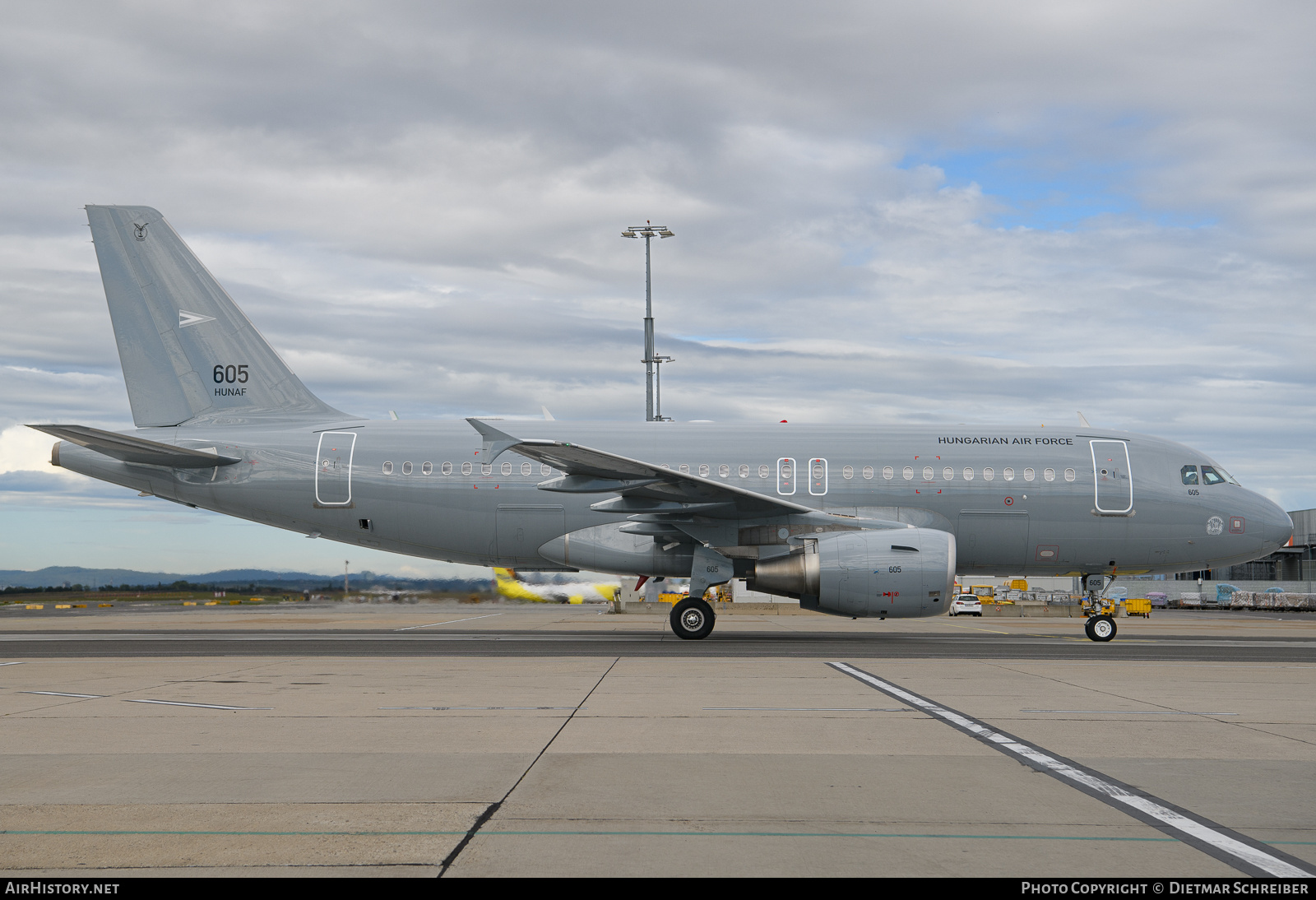 Aircraft Photo of 605 | Airbus A319-111 | Hungary - Air Force | AirHistory.net #848558