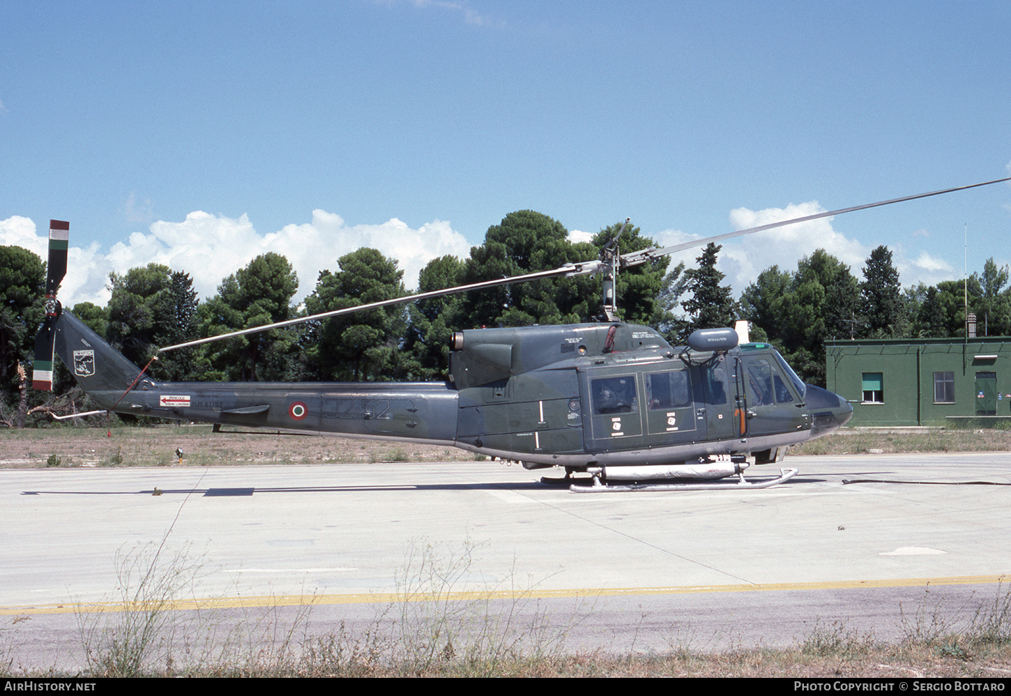Aircraft Photo of MM81152 | Agusta AB-212AM | Italy - Air Force | AirHistory.net #848695