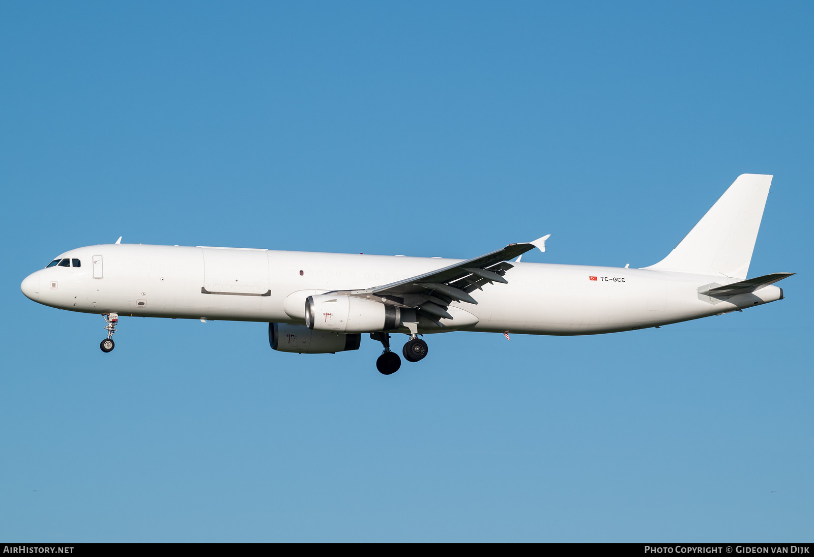 Aircraft Photo of TC-GCC | Airbus A321-231/P2F | AirHistory.net #848710