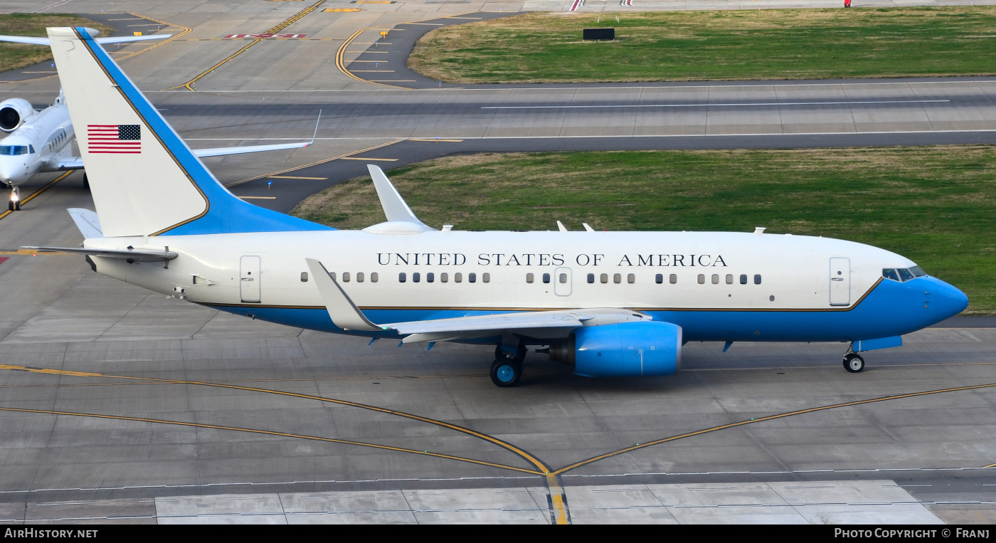 Aircraft Photo of 01-0041 / 10041 | Boeing C-40B | USA - Air Force | AirHistory.net #848906