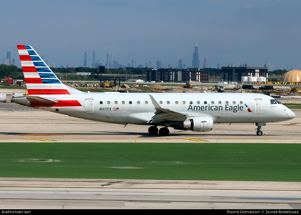 Aircraft Photo of N411YX | Embraer 175LR (ERJ-170-200LR) | American Eagle | AirHistory.net #849174