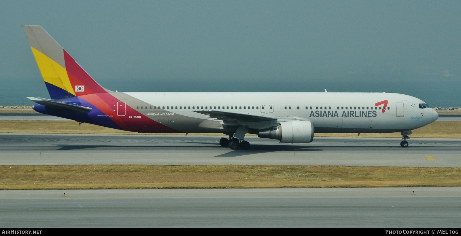 Aircraft Photo of HL7506 | Boeing 767-38E | Asiana Airlines | AirHistory.net #849384
