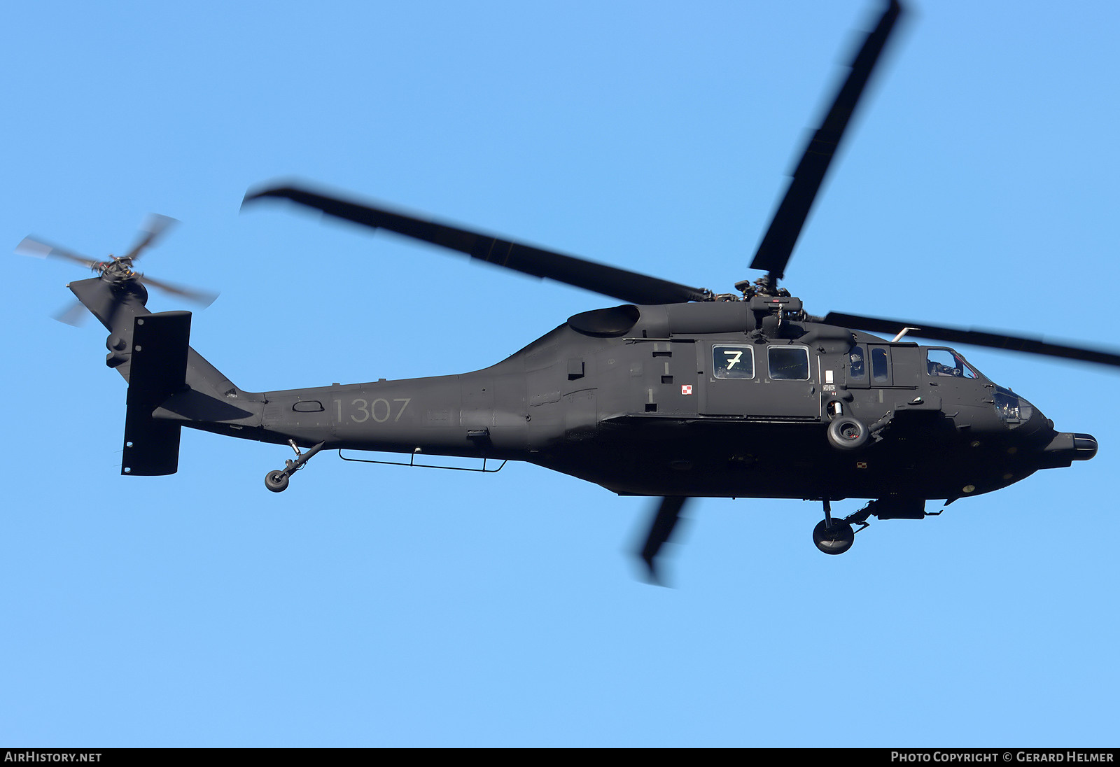 Aircraft Photo of 1307 | Sikorsky S-70i International Black Hawk | Poland - Army | AirHistory.net #849443