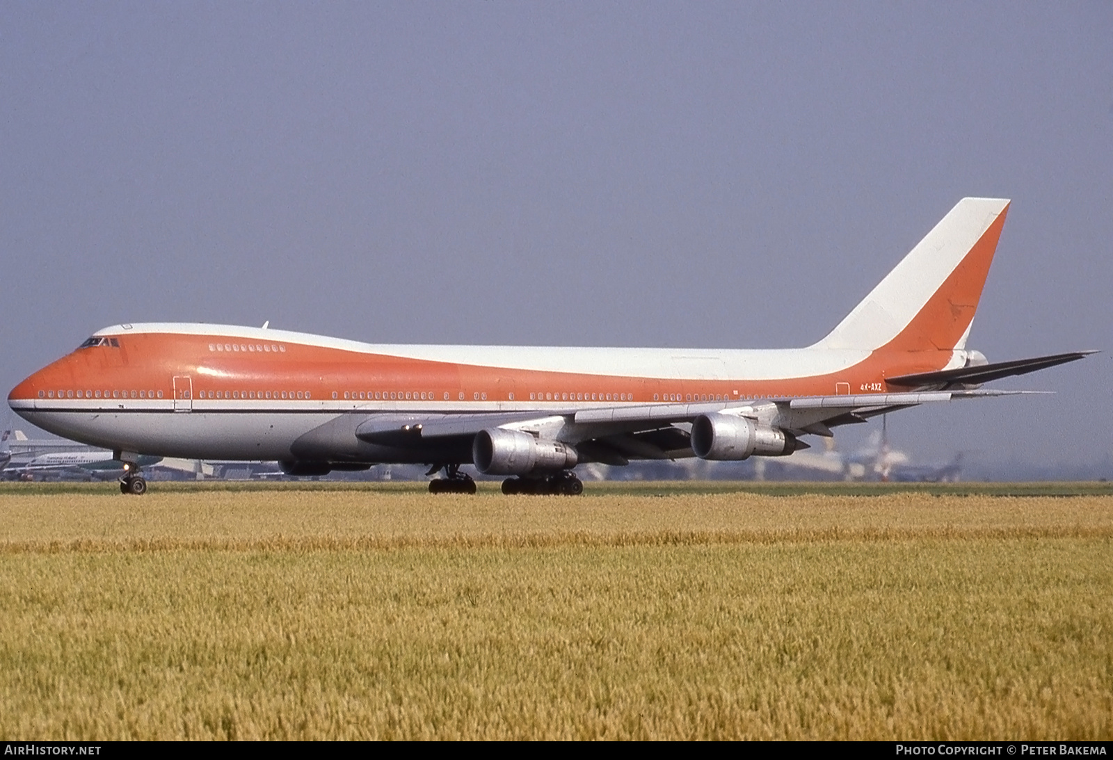 Aircraft Photo of 4X-AXZ | Boeing 747-124(SF) | Avianca | AirHistory.net #849563
