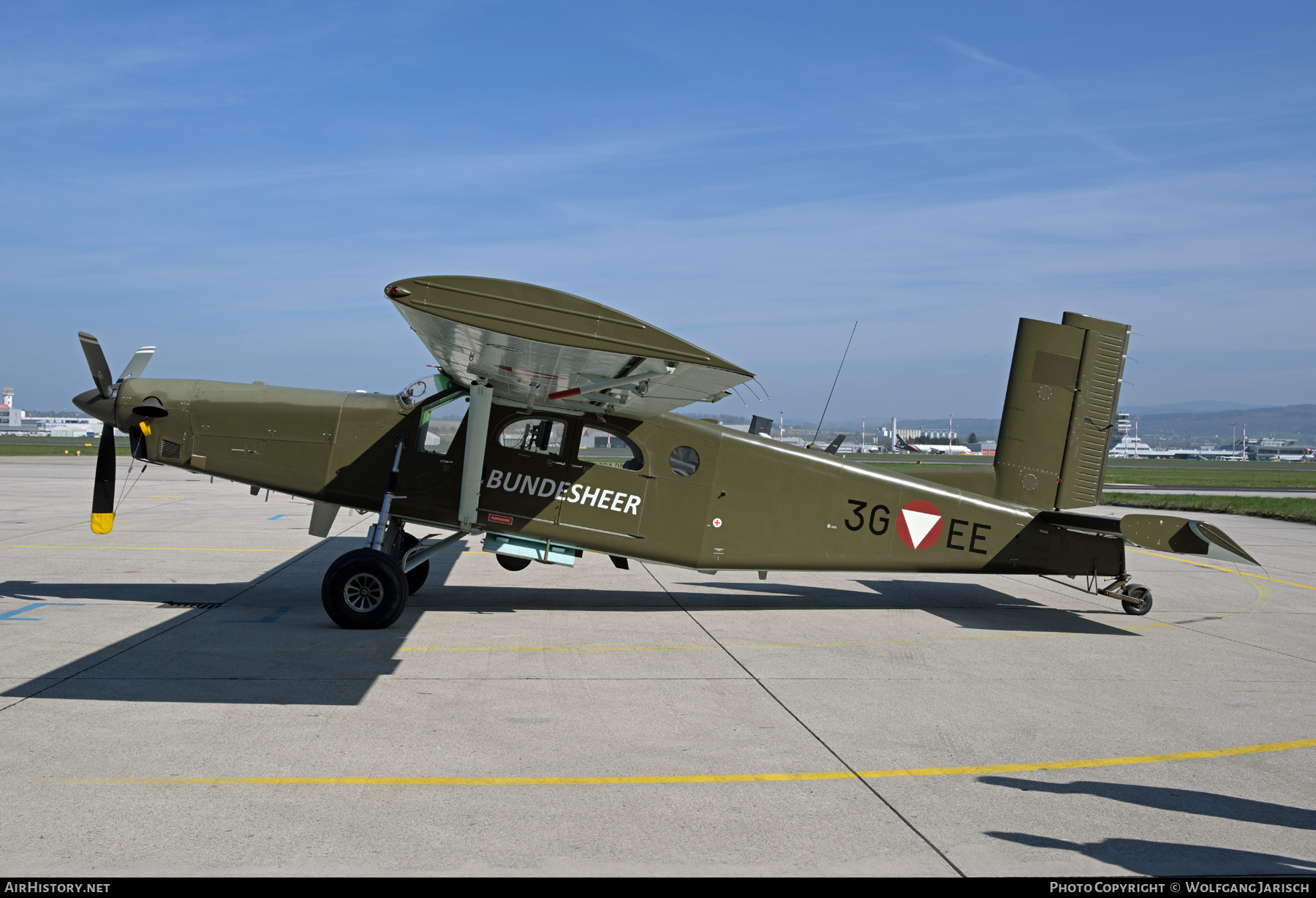 Aircraft Photo of 3G-EE | Pilatus PC-6/B2-H2 Turbo Porter | Austria - Air Force | AirHistory.net #849943