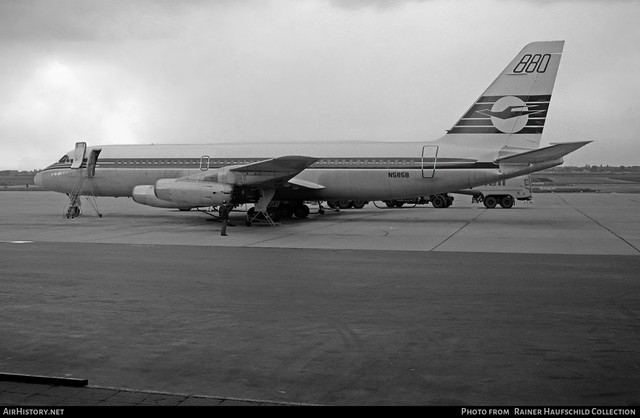 Aircraft Photo of N5858 | Convair 880M (22M-3) | Jonian Airways | AirHistory.net #849979