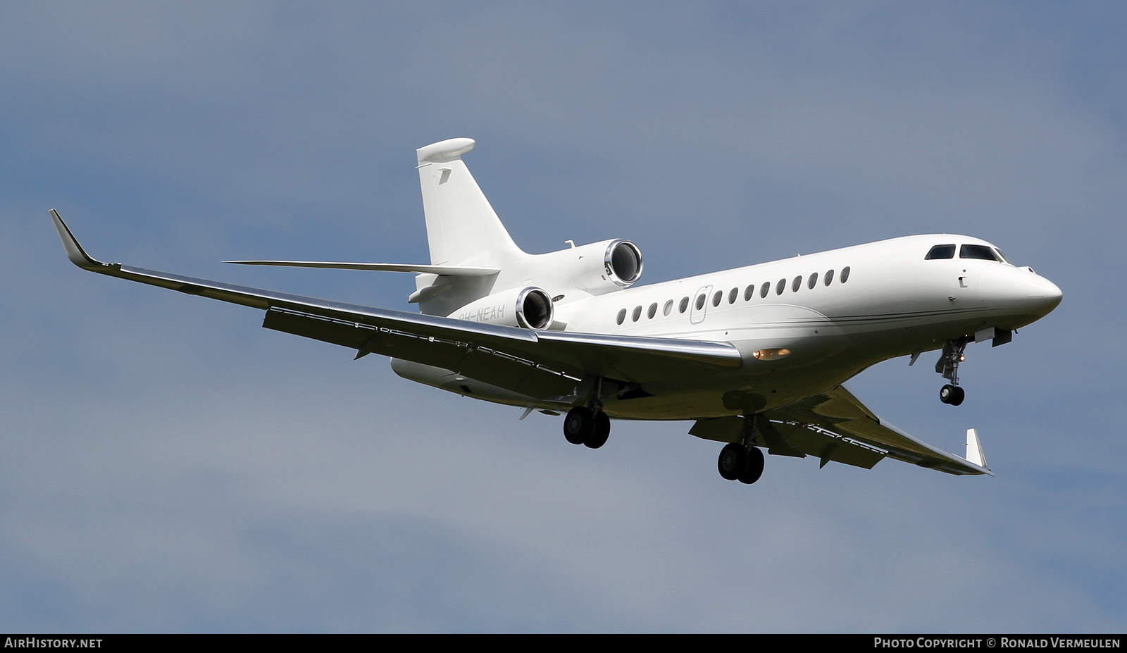 Aircraft Photo of 9H-NEAH | Dassault Falcon 7X | AirHistory.net #850040