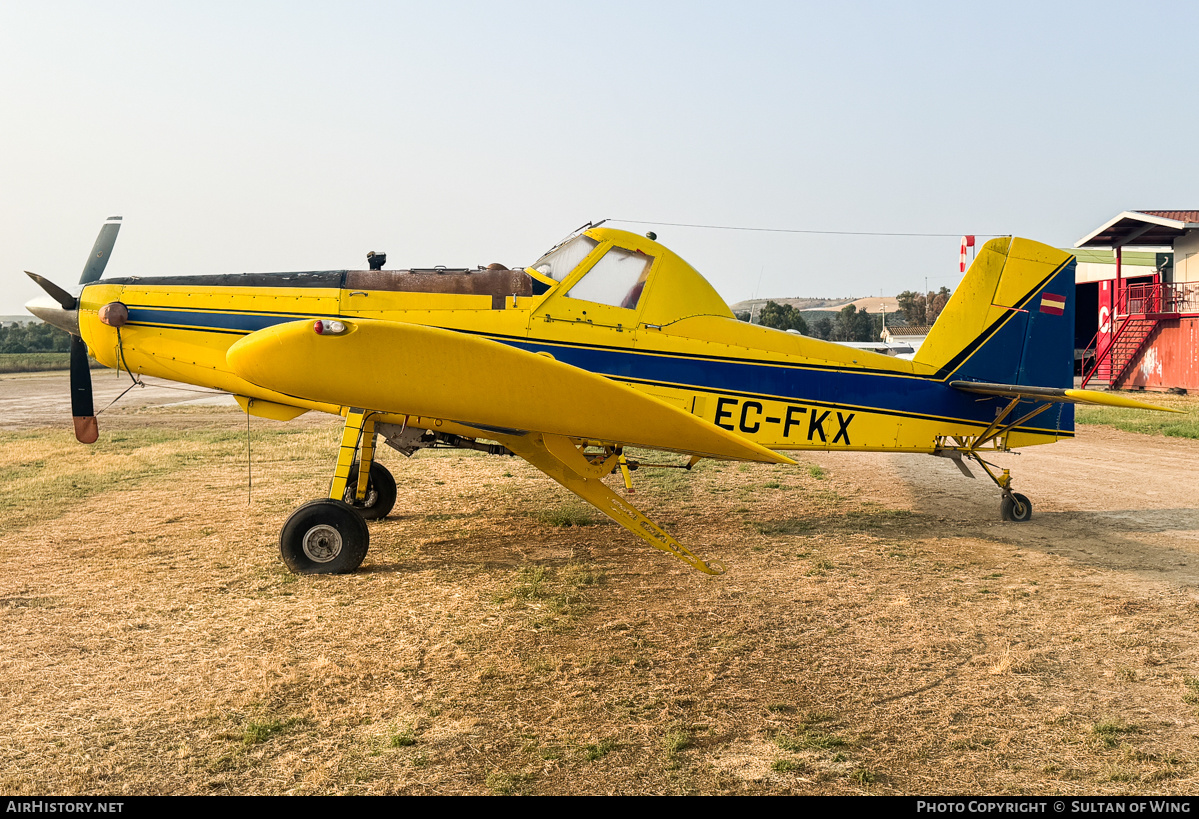 Aircraft Photo of EC-FKX | Air Tractor AT-502 | AirHistory.net #850050