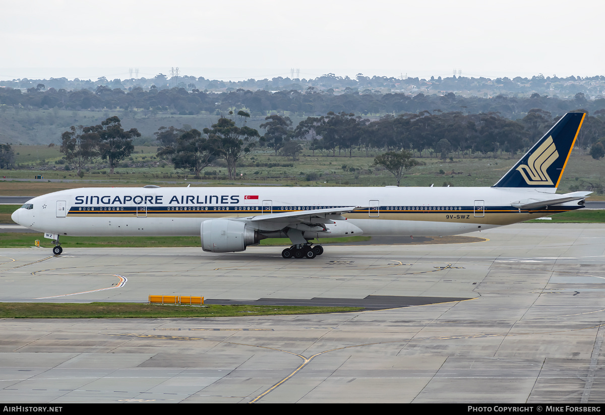 Aircraft Photo of 9V-SWZ | Boeing 777-312/ER | Singapore Airlines | AirHistory.net #850052