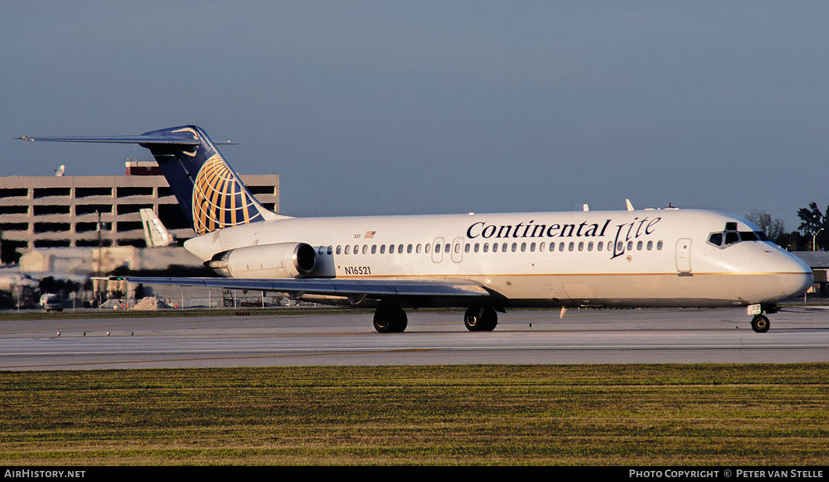 Aircraft Photo of N16521 | McDonnell Douglas DC-9-32 | Continental Lite | AirHistory.net #850090