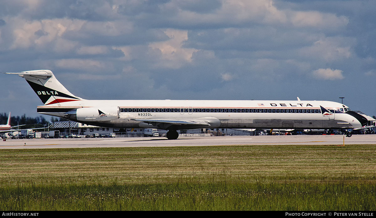 Aircraft Photo of N932DL | McDonnell Douglas MD-88 | Delta Air Lines | AirHistory.net #850112