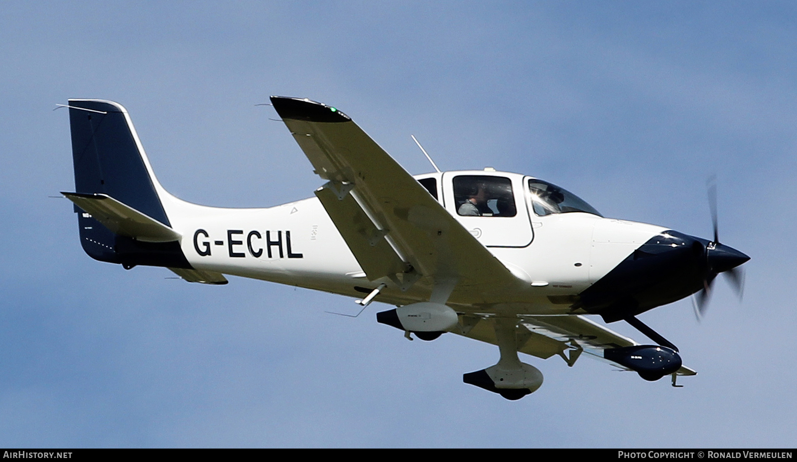 Aircraft Photo of G-ECHL | Cirrus SR-20 G7-TRAC | AirHistory.net #850123