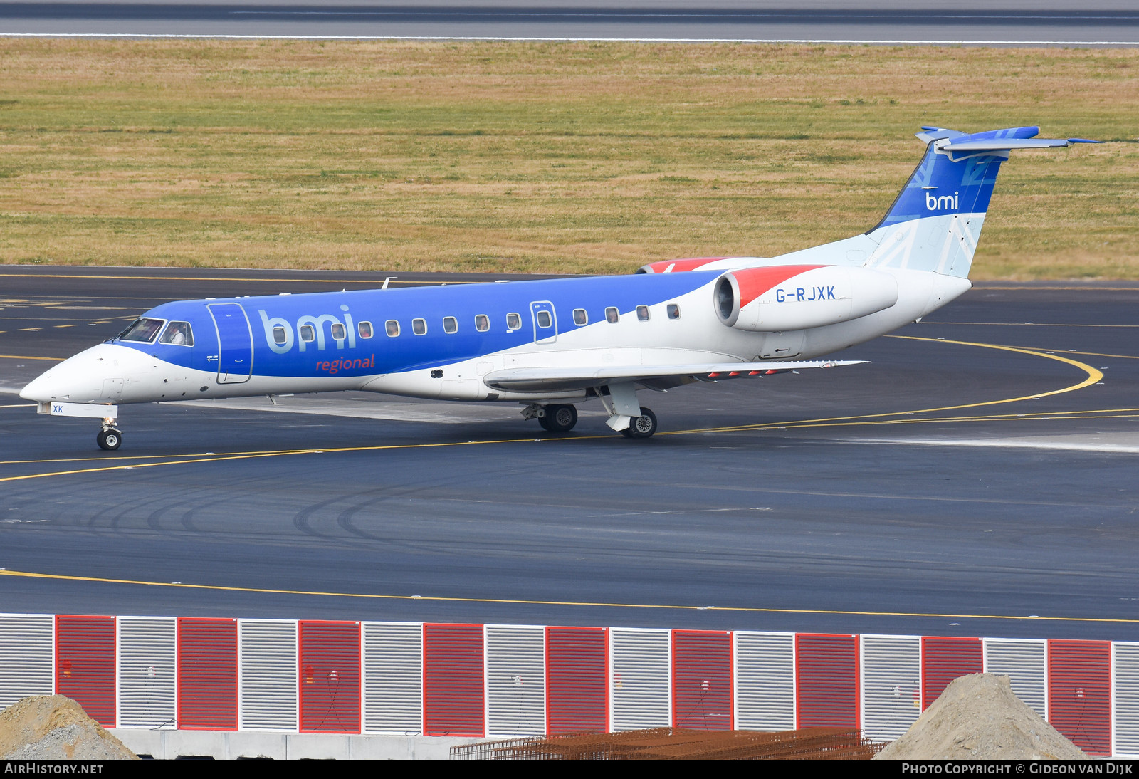 Aircraft Photo of G-RJXK | Embraer ERJ-135LR (EMB-135LR) | BMI Regional | AirHistory.net #850162