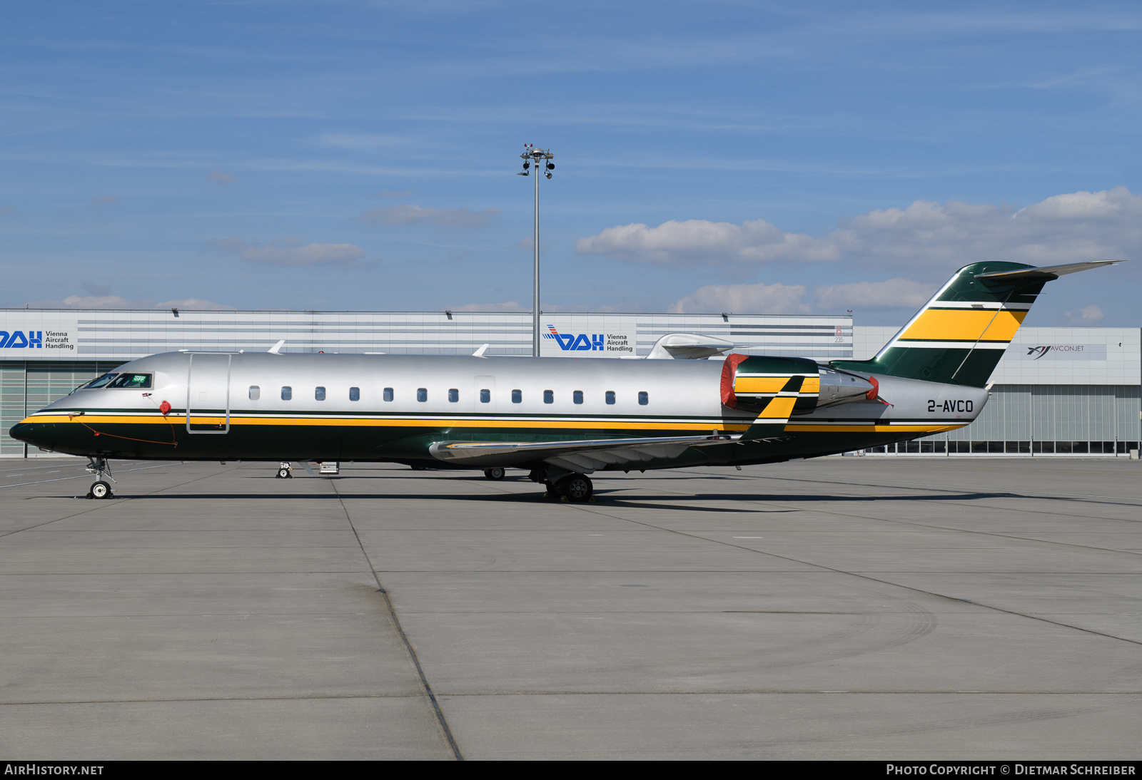 Aircraft Photo of 2-AVCO | Bombardier CRJ-200LR (CL-600-2B19) | AirHistory.net #850165
