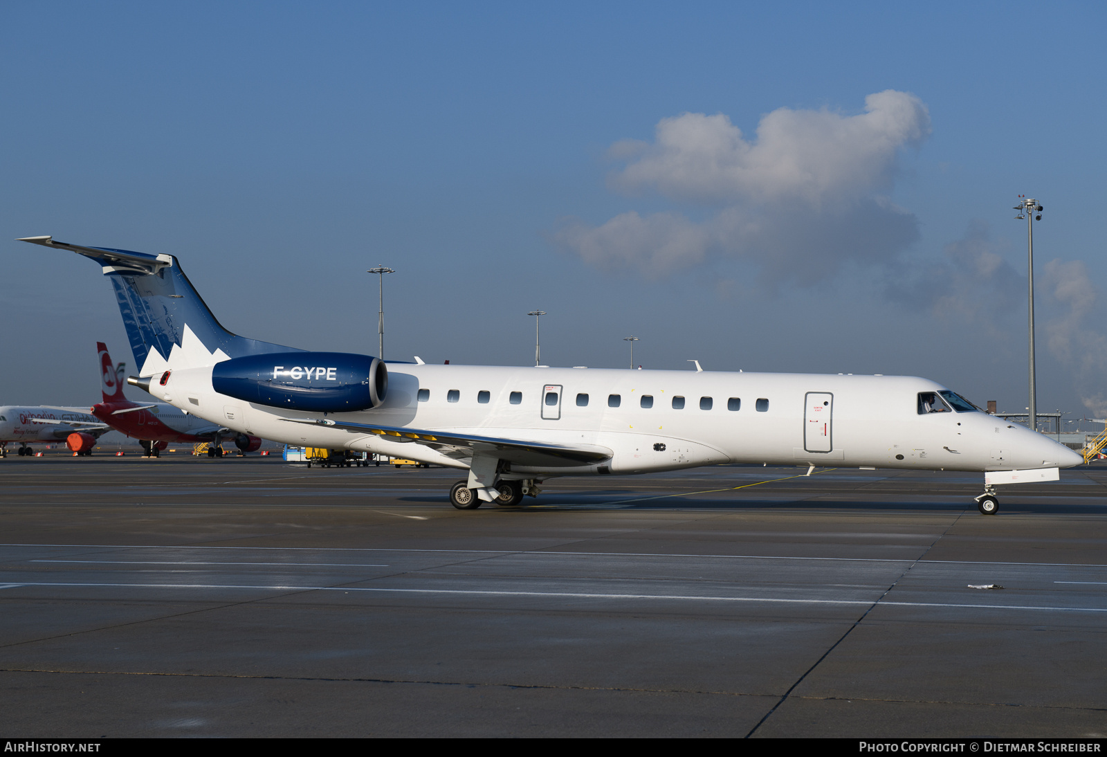 Aircraft Photo of F-GYPE | Embraer ERJ-135LR (EMB-135LR) | Pan Europeenne Air Service | AirHistory.net #850215