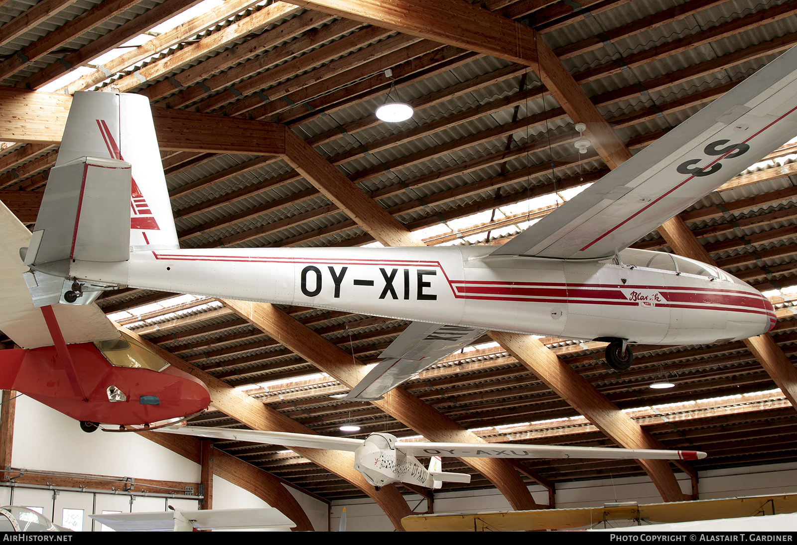 Aircraft Photo of OY-XIE / OY-NIX | Let L-13 Blanik | AirHistory.net #850222