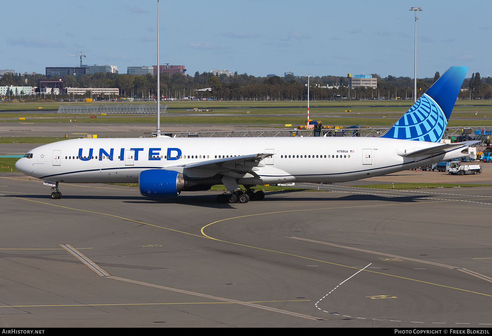 Aircraft Photo of N799UA | Boeing 777-222/ER | United Airlines | AirHistory.net #850224