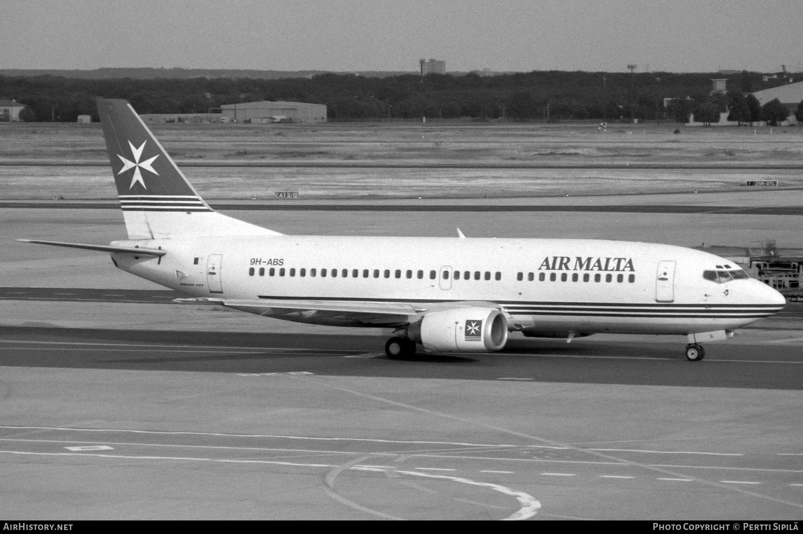 Aircraft Photo of 9H-ABS | Boeing 737-3Y5 | Air Malta | AirHistory.net #850415