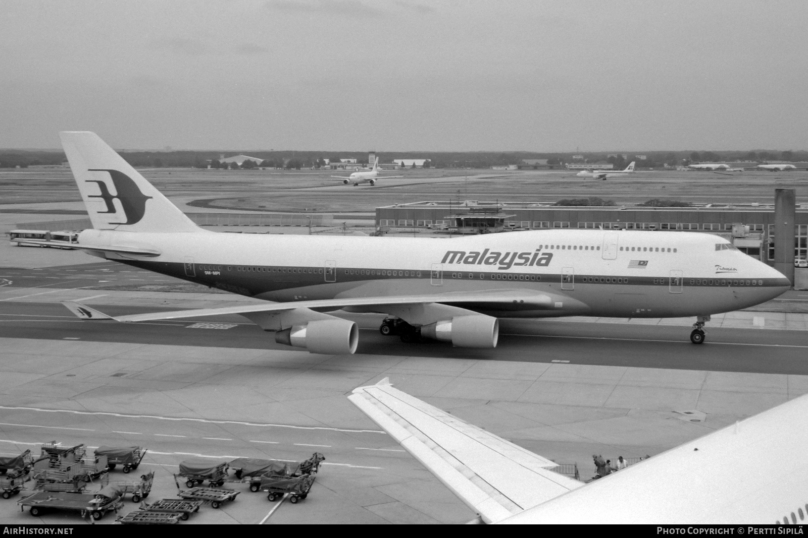 Aircraft Photo of 9M-MPI | Boeing 747-4H6 | Malaysia Airlines | AirHistory.net #850439