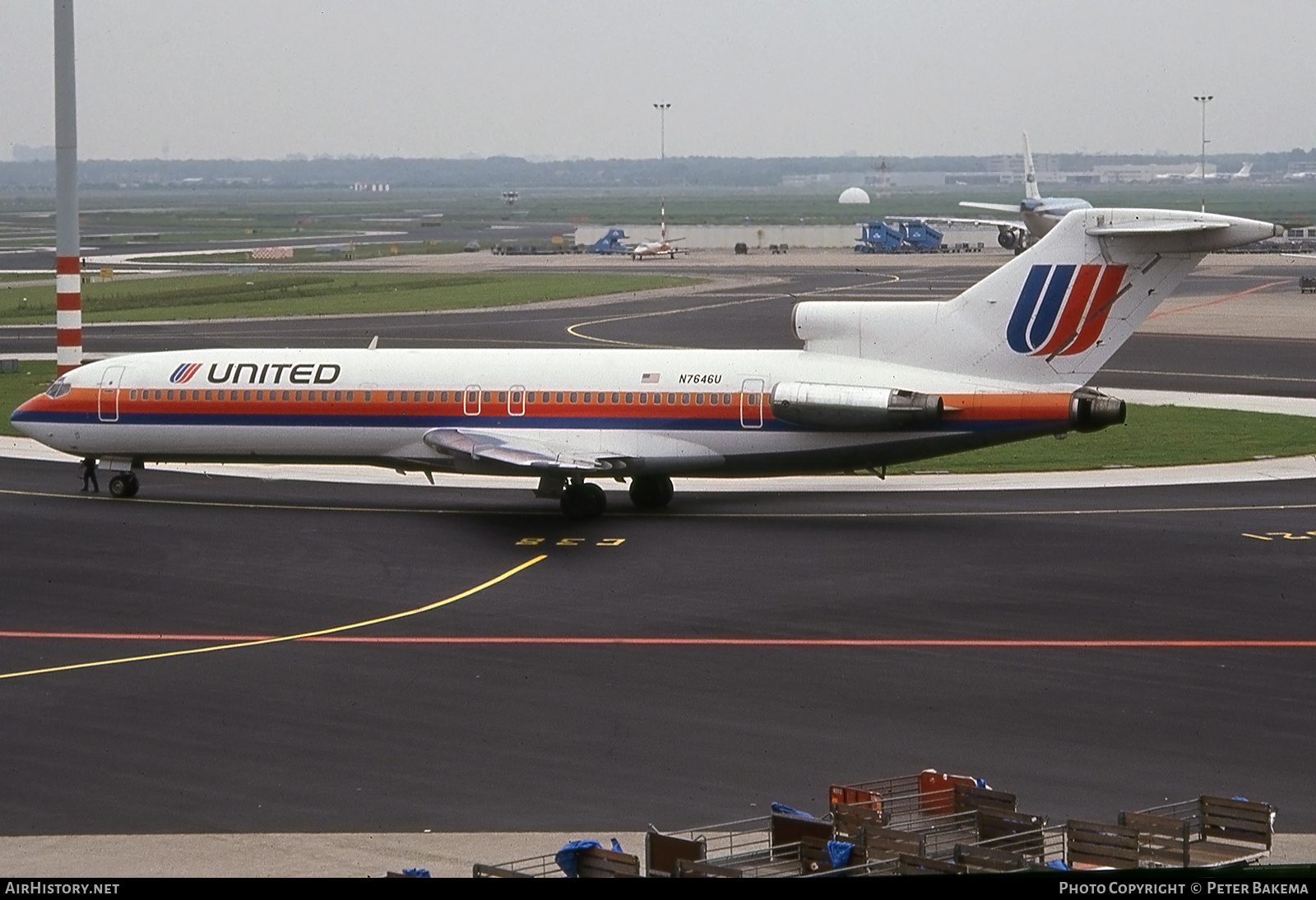Aircraft Photo of N7646U | Boeing 727-222/Adv | United Airlines | AirHistory.net #850464