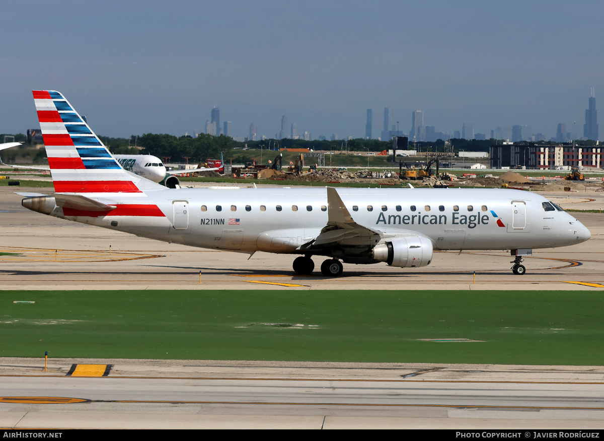 Aircraft Photo of N211NN | Embraer 175LR (ERJ-170-200LR) | American Eagle | AirHistory.net #850481