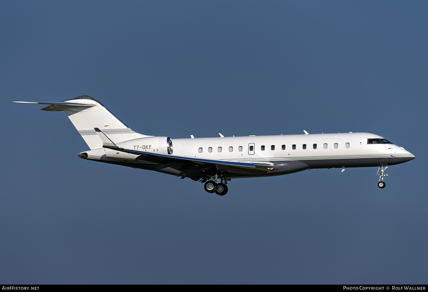 Aircraft Photo of T7-OKY | Bombardier Global 6000 (BD-700-1A10) | AirHistory.net #850729