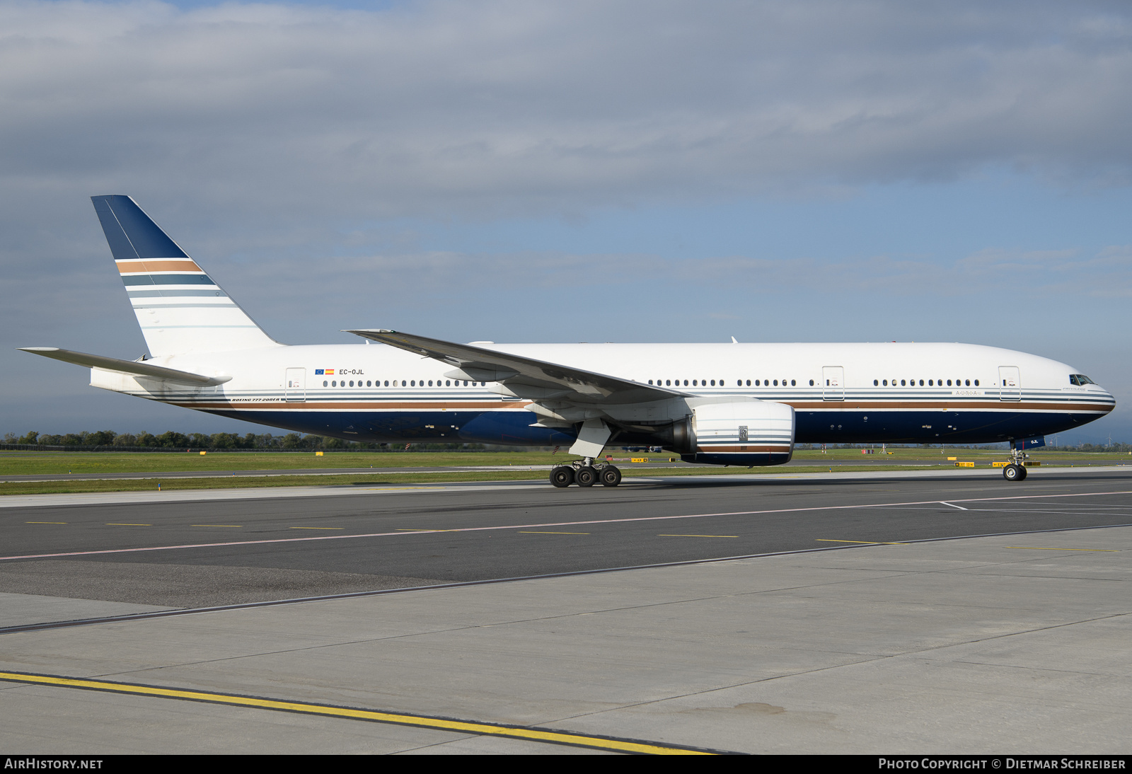 Aircraft Photo of EC-OJL | Boeing 777-219/ER | Privilege Style | AirHistory.net #850759