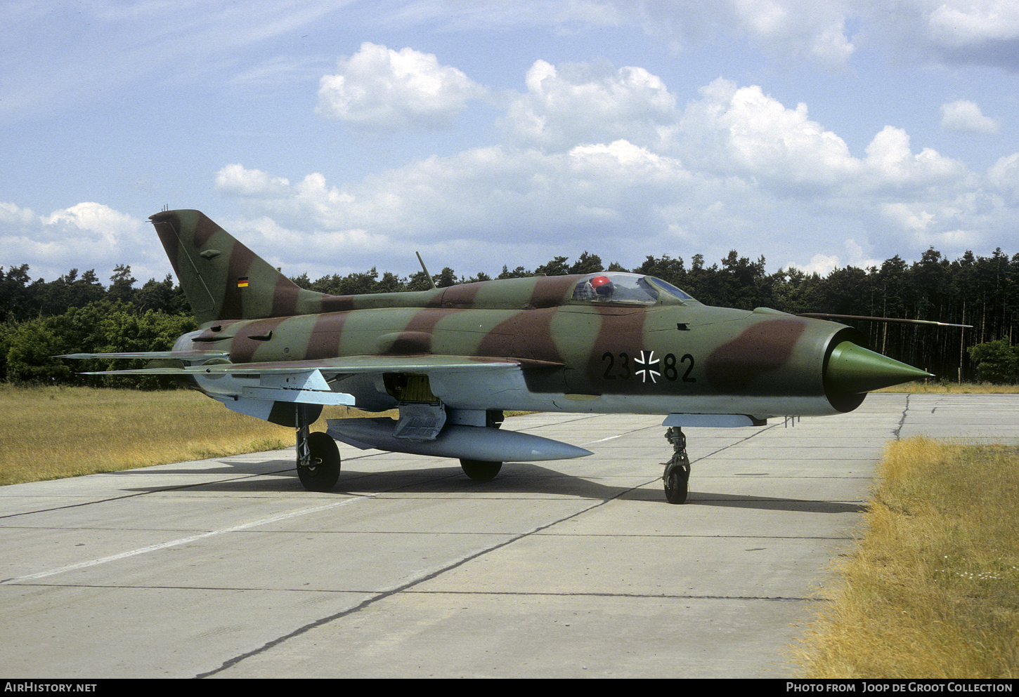 Aircraft Photo of 2382 | Mikoyan-Gurevich MiG-21PF | Germany - Air Force | AirHistory.net #850838