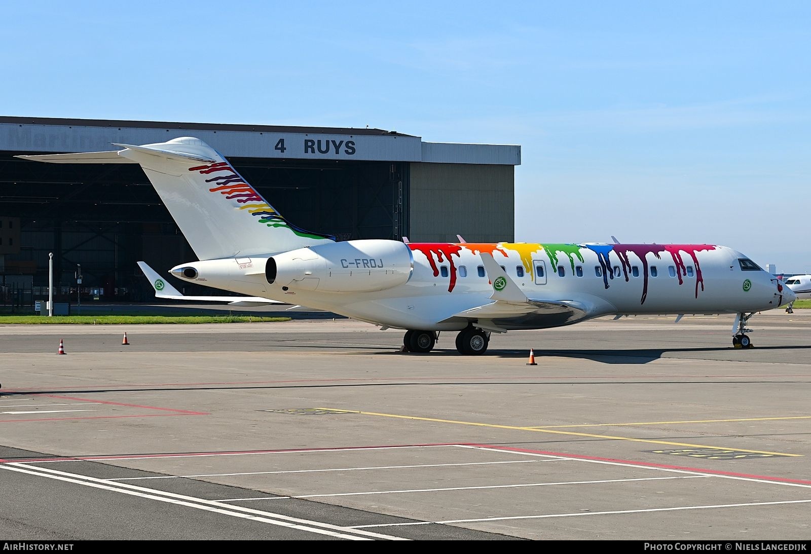 Aircraft Photo of C-FROJ | Bombardier Global Express (BD-700-1A10) | AirHistory.net #850865