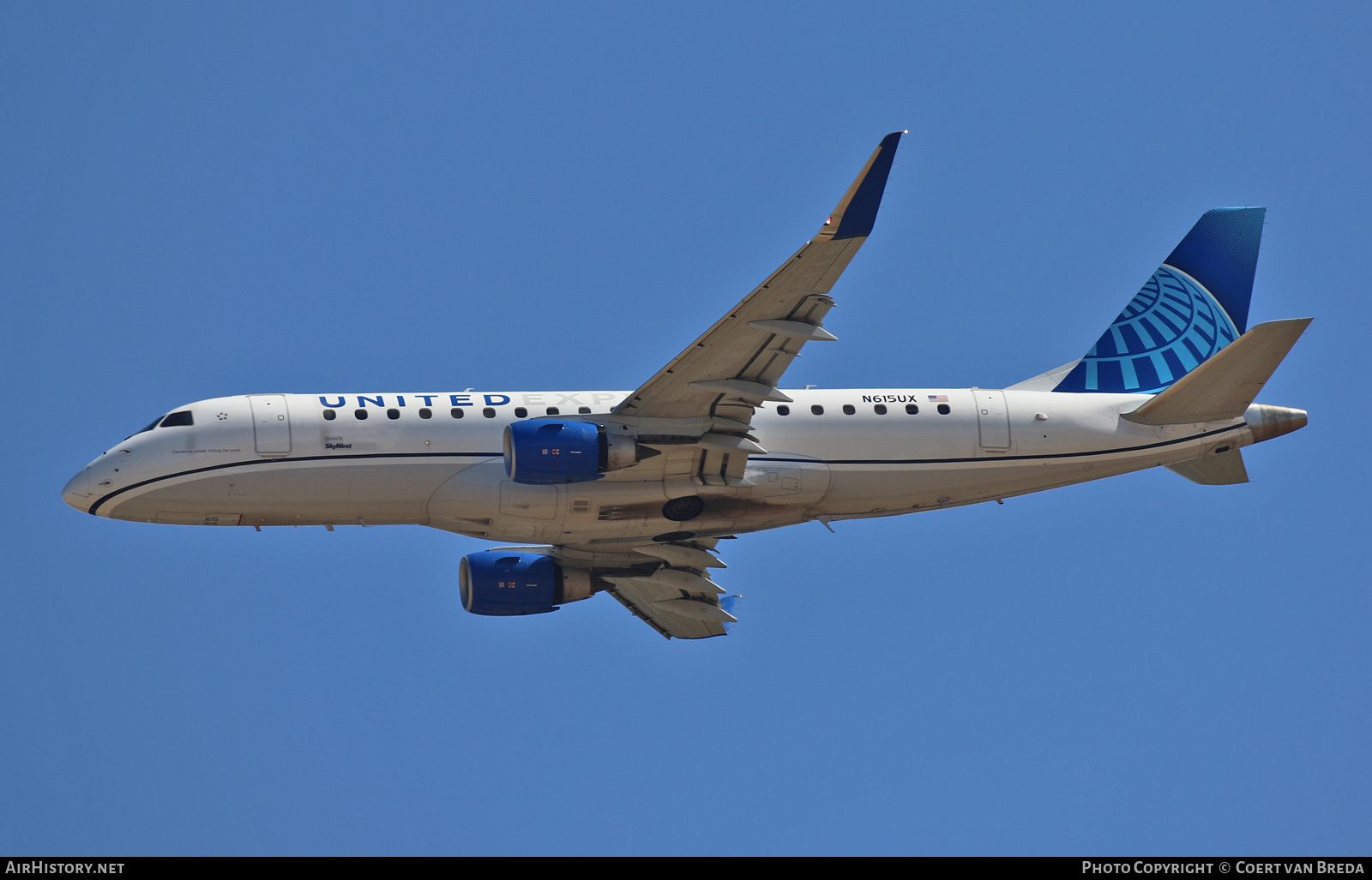 Aircraft Photo of N615UX | Embraer 175LL (ERJ-170-200LL) | United Express | AirHistory.net #850936