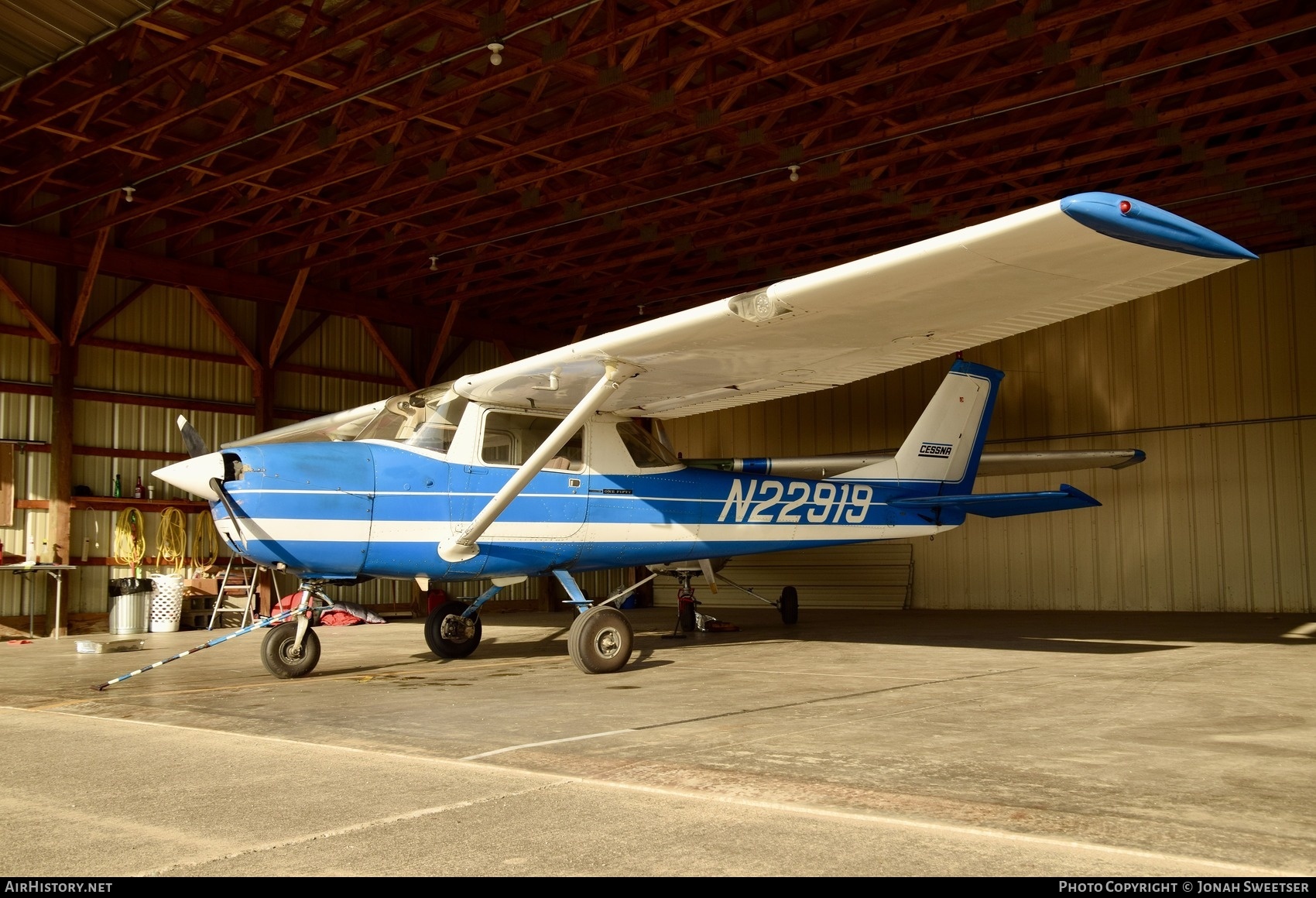 Aircraft Photo of N22919 | Cessna 150H | AirHistory.net #851006