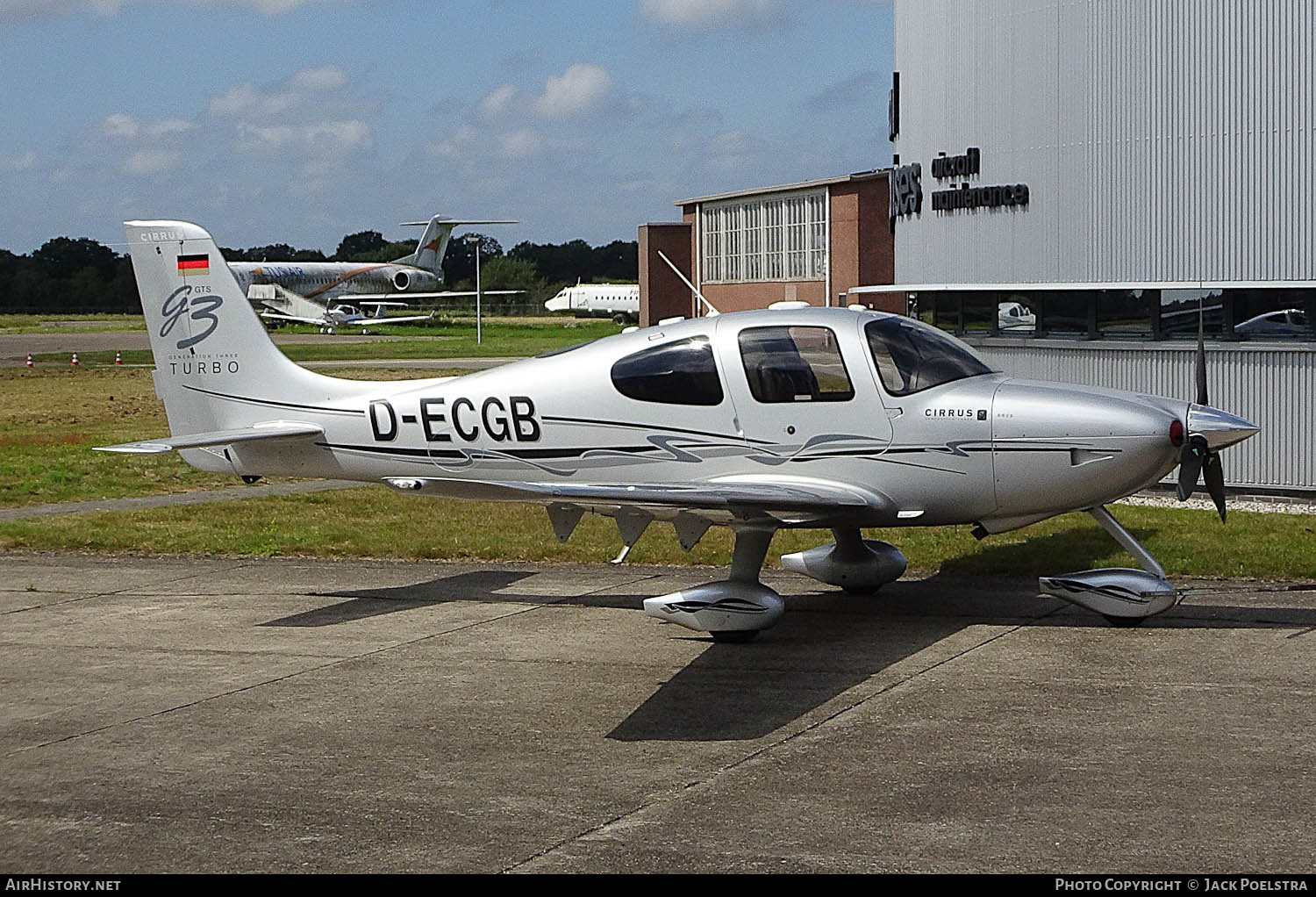 Aircraft Photo of D-ECGB | Cirrus SR-22 G3-GTS Turbo | AirHistory.net #851049