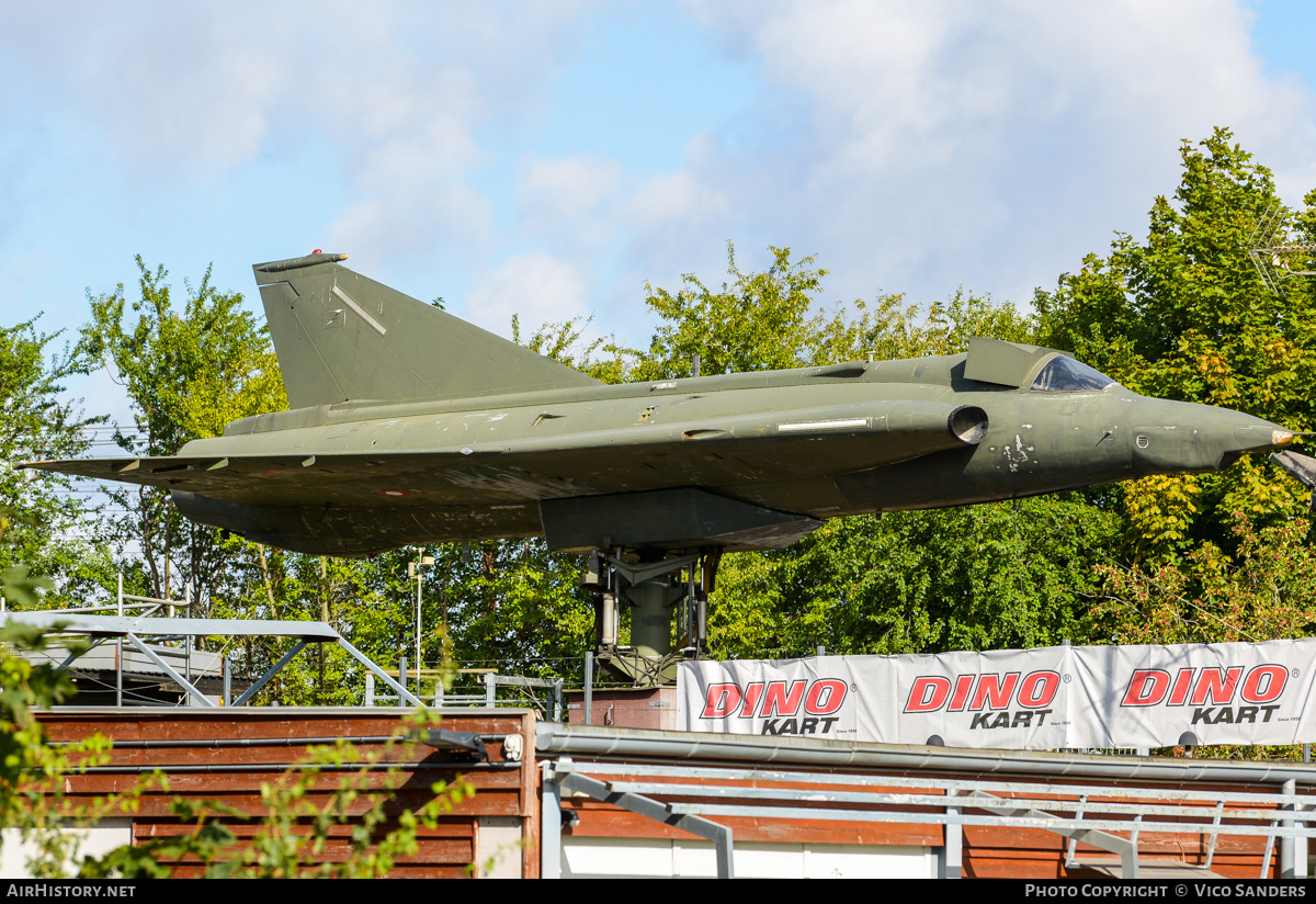 Aircraft Photo of AR-105 | Saab RF-35 Draken | Denmark - Air Force | AirHistory.net #851188