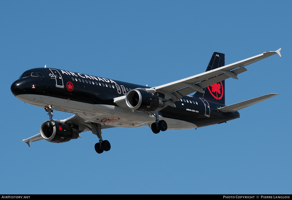 Aircraft Photo of C-FNVV | Airbus A320-211 | Air Canada Jetz | AirHistory.net #851379
