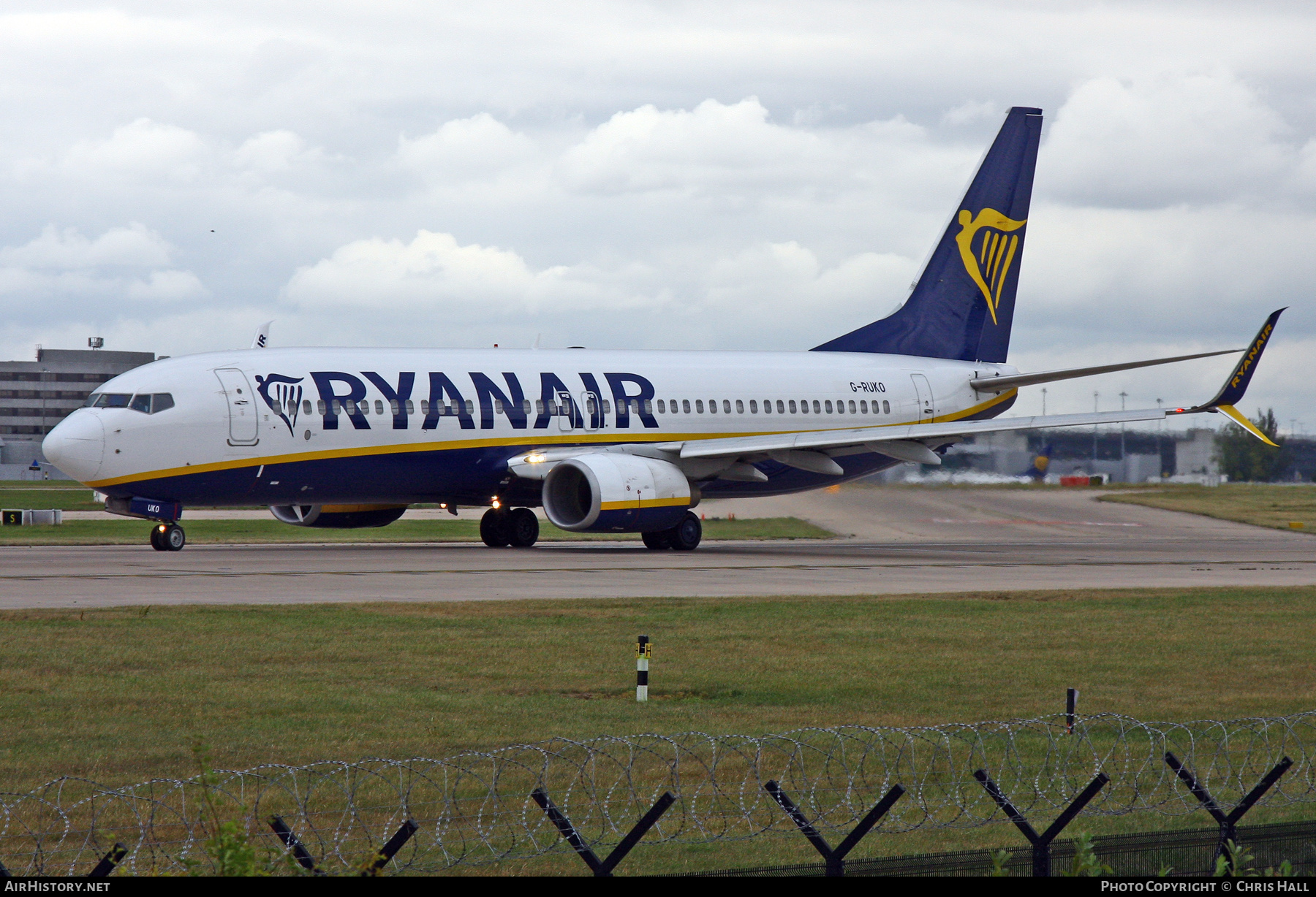 Aircraft Photo of G-RUKO | Boeing 737-8AS | Ryanair | AirHistory.net #851389