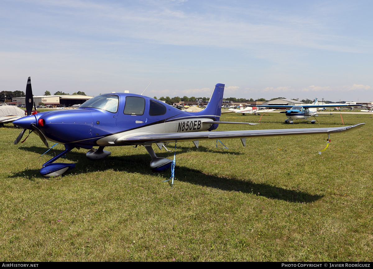 Aircraft Photo of N850EB | Cirrus SR-22 | AirHistory.net #851400