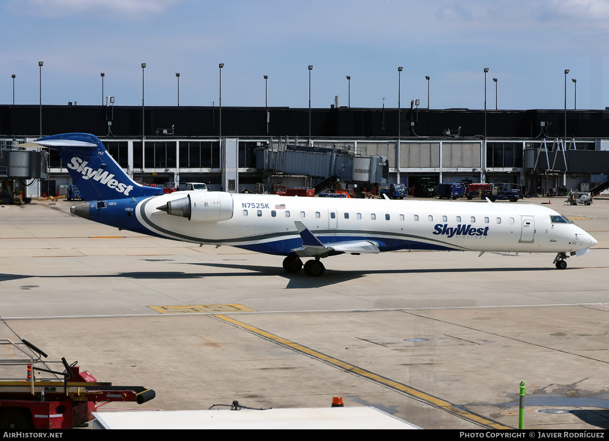 Aircraft Photo of N752SK | Bombardier CRJ-701ER (CL-600-2C10) | SkyWest Airlines | AirHistory.net #851633