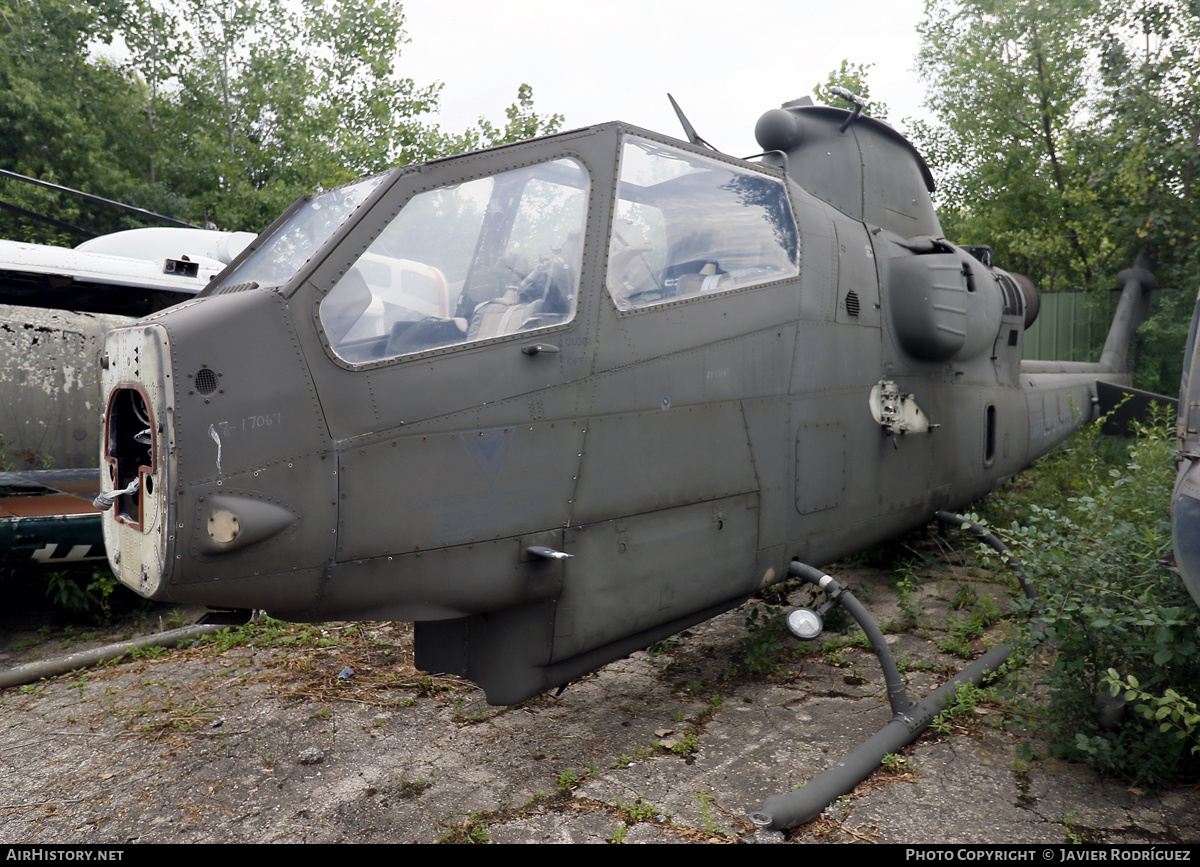 Aircraft Photo of 68-17067 / 17067 | Bell AH-1G Cobra (209) | USA - Army | AirHistory.net #851634