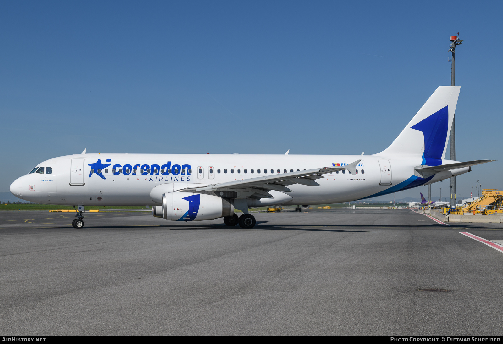 Aircraft Photo of ER-00001 | Airbus A320-233 | Corendon Airlines | AirHistory.net #851740
