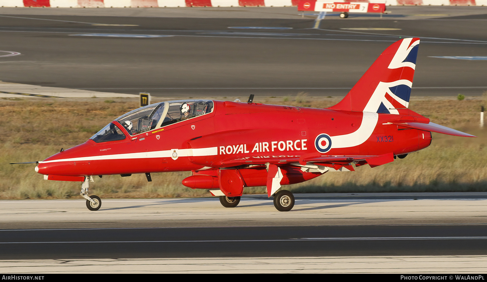 Aircraft Photo of XX321 | British Aerospace Hawk T.1A | UK - Air Force | AirHistory.net #851860