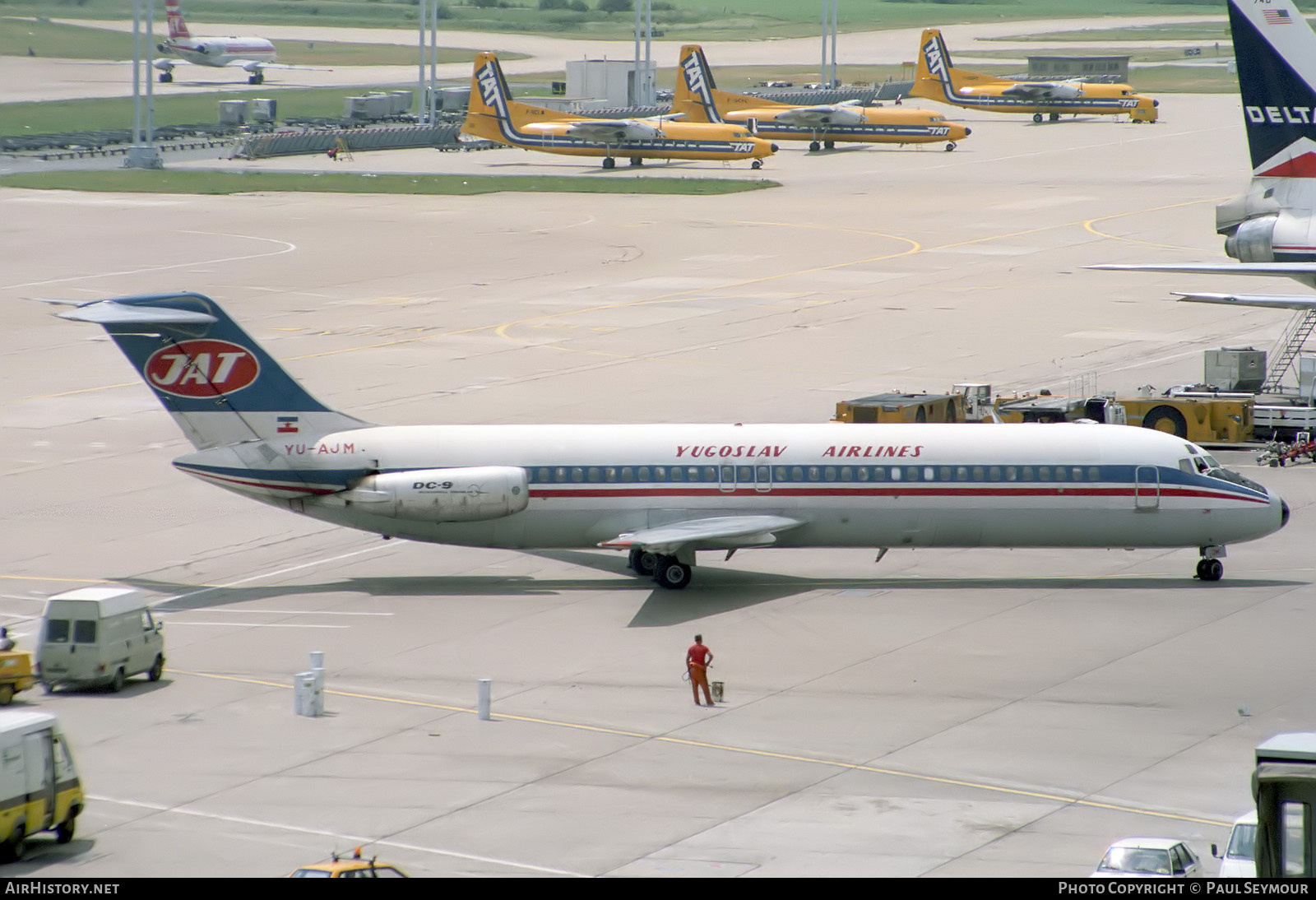 Aircraft Photo of YU-AJM | McDonnell Douglas DC-9-32 | JAT Yugoslav Airlines - Jugoslovenski Aerotransport | AirHistory.net #851998