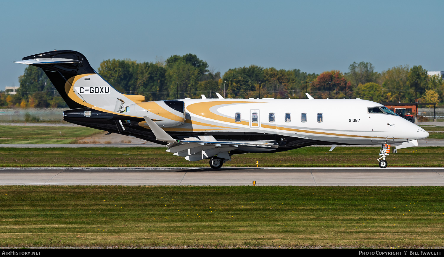 Aircraft Photo of C-GOXU | Bombardier Challenger 3500 (BD-100-1A10) | AirHistory.net #852020