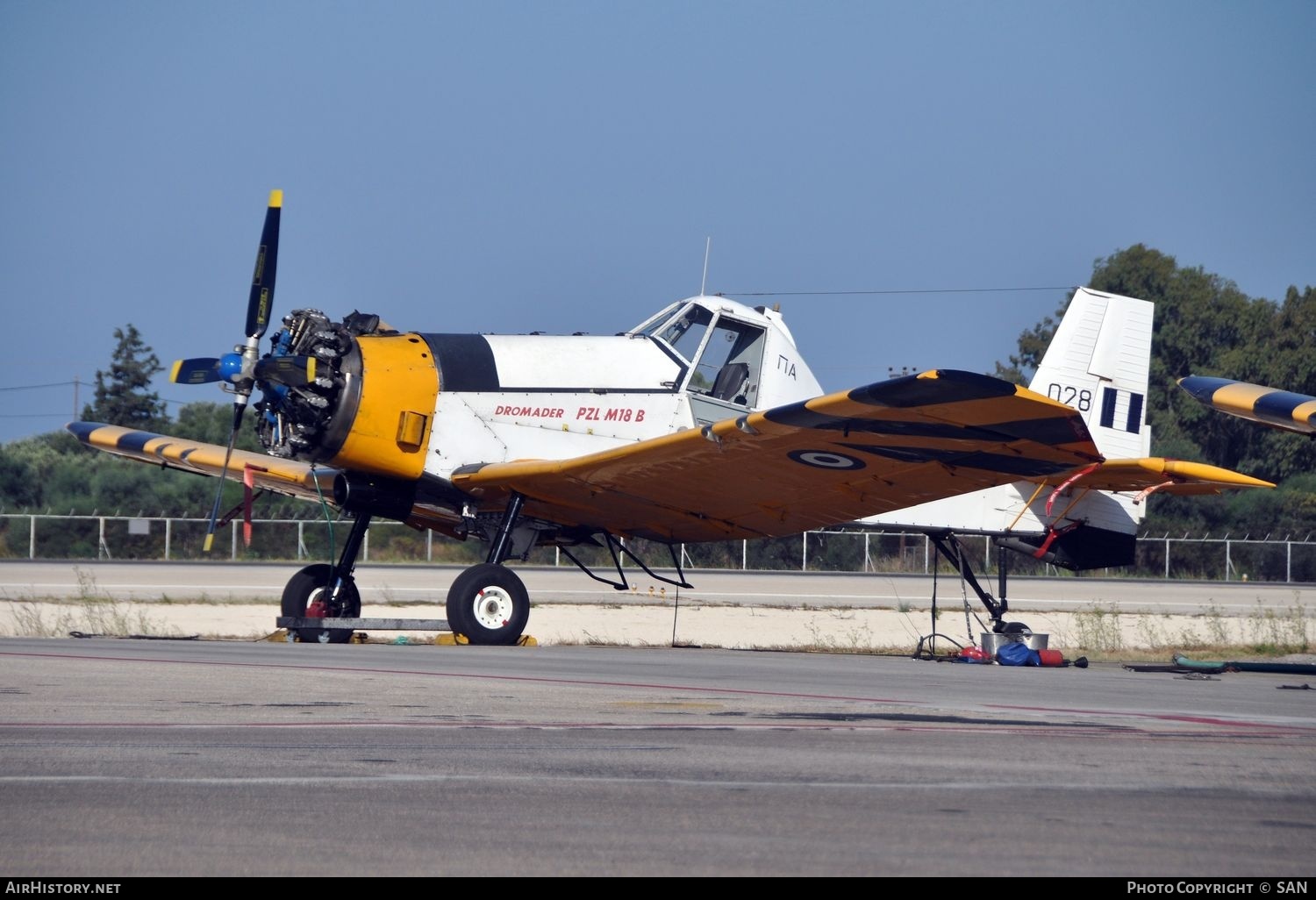 Aircraft Photo of 028 | PZL-Mielec M-18B Dromader | Greece - Air Force | AirHistory.net #852053
