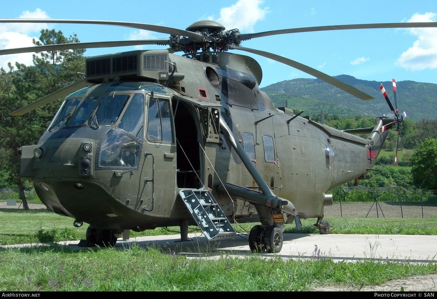 Aircraft Photo of ZF120 | Westland WS-61 Sea King HC4 | UK - Navy | AirHistory.net #852061